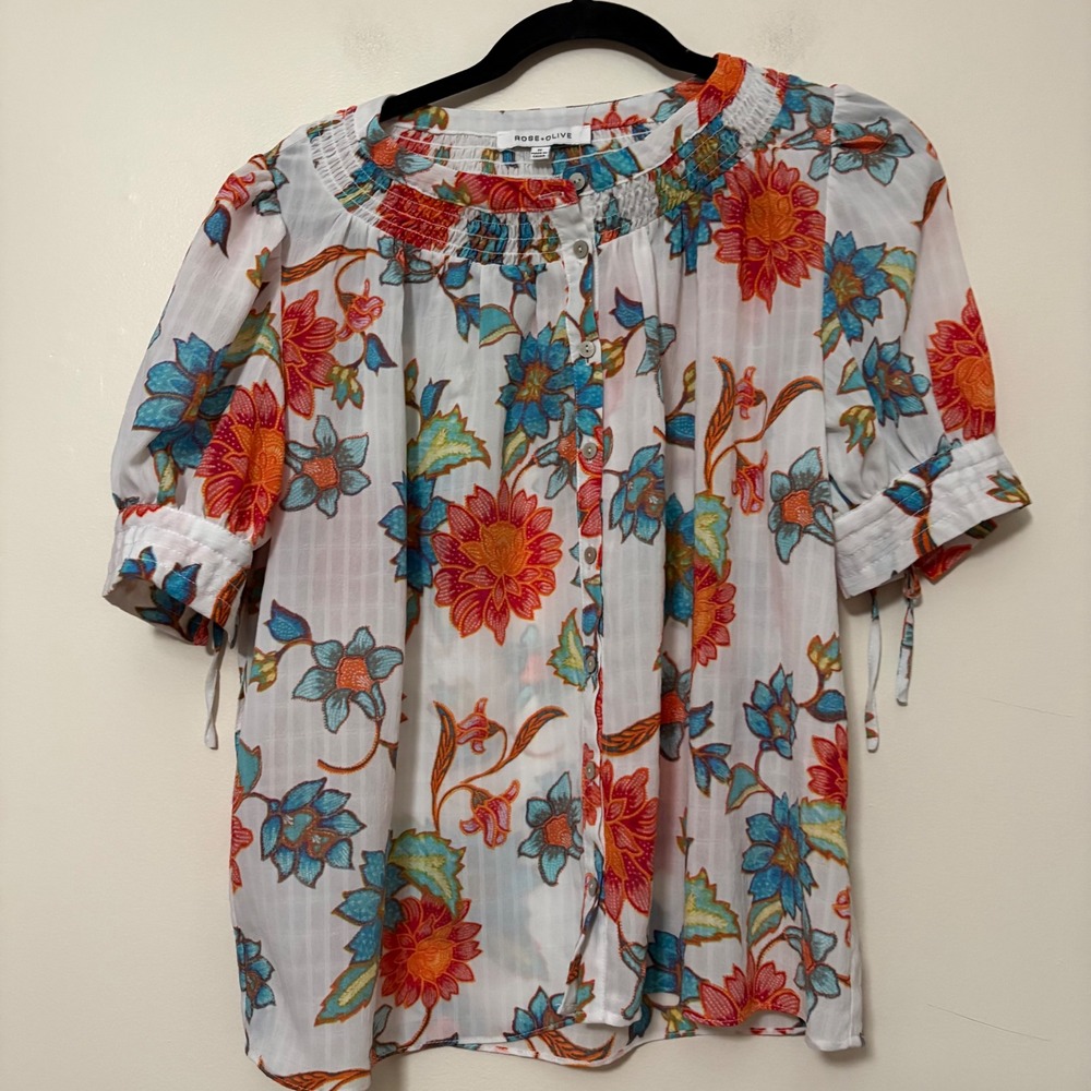 Rose + Olive Floral Smocked Neck Button Front Blouse White Orange Blue Medium